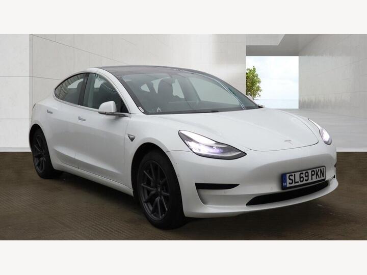 Tesla Model 3 Standard Range Plus Auto RWD 4dr
