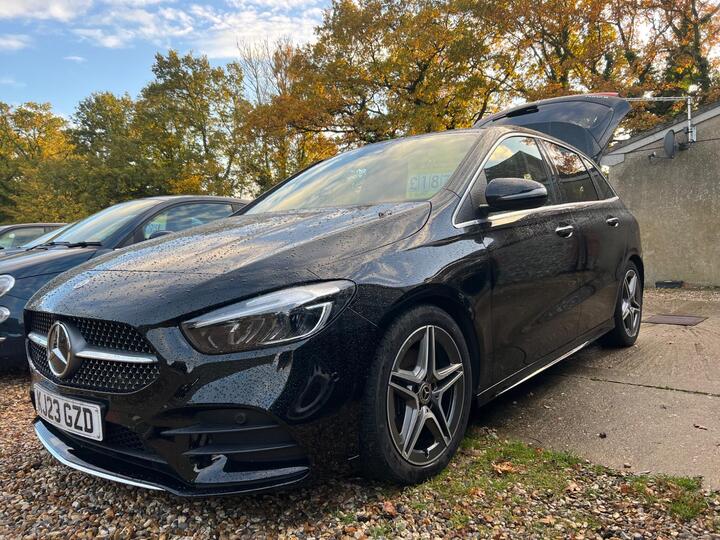Mercedes-Benz B Class 2.0 B200d AMG Line (Executive) 8G-DCT Euro 6 (s/s) 5dr Mercedes-Benz B Class 2.0 B200d AMG Line (Executive) 8G-DCT Euro 6 (s/s) 5dr