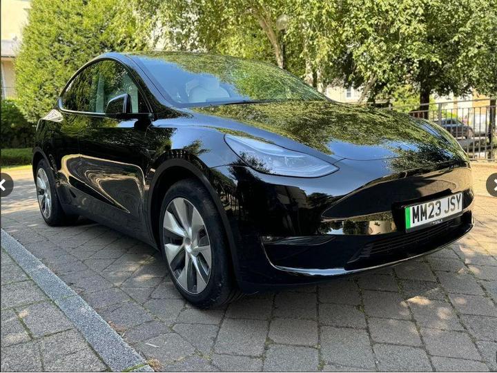 Tesla MODEL Y (Dual Motor) Long Range Auto 4WDE 5dr