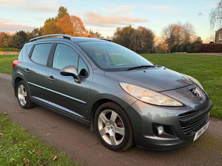 Peugeot 207 SW 1.6 HDi Sport Euro 5 5dr Peugeot 207 SW 1.6 HDi Sport Euro 5 5dr