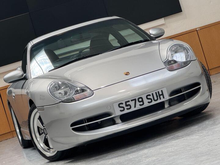 Porsche 911 3.4 996 Carrera 4 AWD 2dr