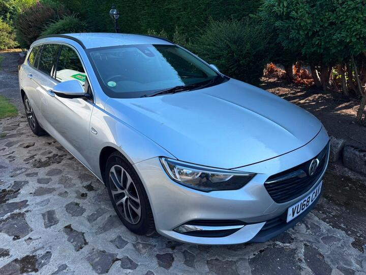 Vauxhall INSIGNIA 1.6 Turbo D EcoTEC BlueInjection Design Nav Sports Tourer Euro 6 (s/s) 5dr