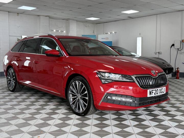 Skoda SUPERB 1.4 TSI IV 13kWh Laurin & Klement DSG Euro 6 (s/s) 5dr