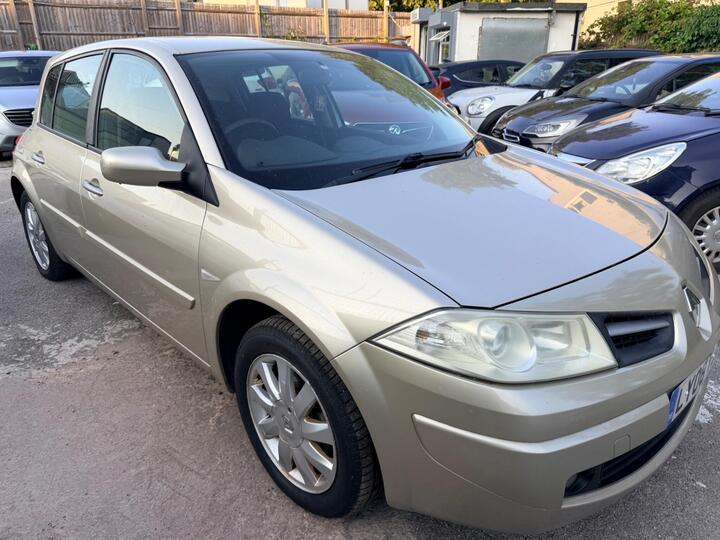 Renault Megane 1.6 VVT Dynamique Proactive 5dr