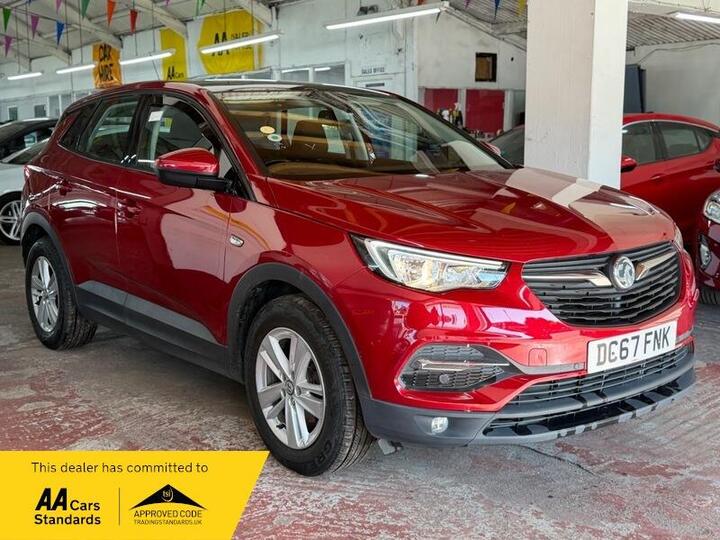 Vauxhall Grandland X 1.2 Turbo SE Euro 6 (s/s) 5dr