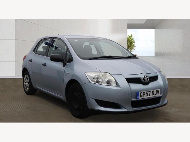 Toyota Auris 1.4 VVT-i T2 5dr