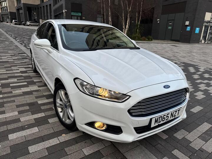 Ford Mondeo 2.0 TDCi Titanium Euro 6 (s/s) 5dr