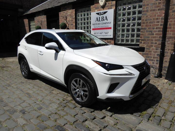 Lexus NX 2.5 300h Luxury E-CVT 4WD Euro 6 (s/s) 5dr