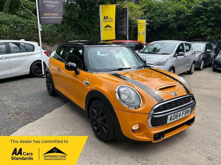 MINI Hatch 2.0 Cooper S Euro 6 (s/s) 3dr
