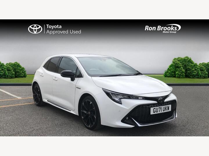 Toyota Corolla 2.0 VVT-h GR SPORT CVT Euro 6 (s/s) 5dr Toyota Corolla 2.0 VVT-h GR SPORT CVT Euro 6 (s/s) 5dr