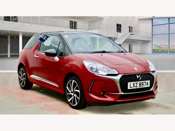 DS AUTOMOBILES DS 3 1.2 PureTech Connected Chic Euro 6 (s/s) 3dr