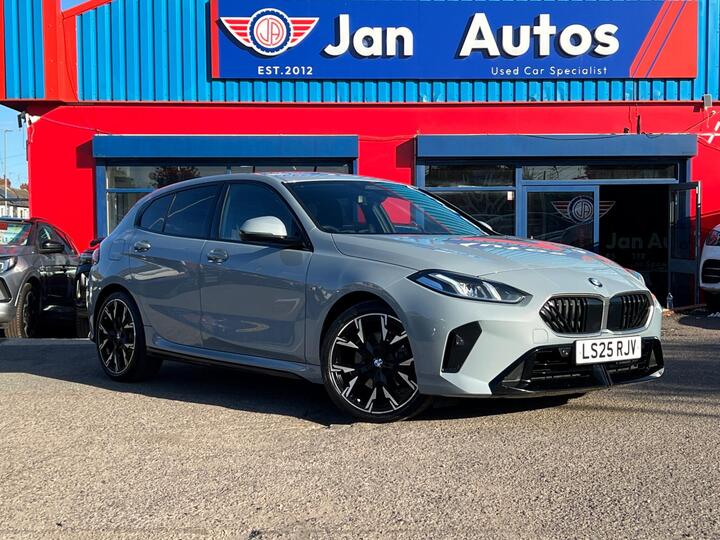 BMW 1 Series 1.5 120i MHT M Sport DCT Euro 6 (s/s) 5dr