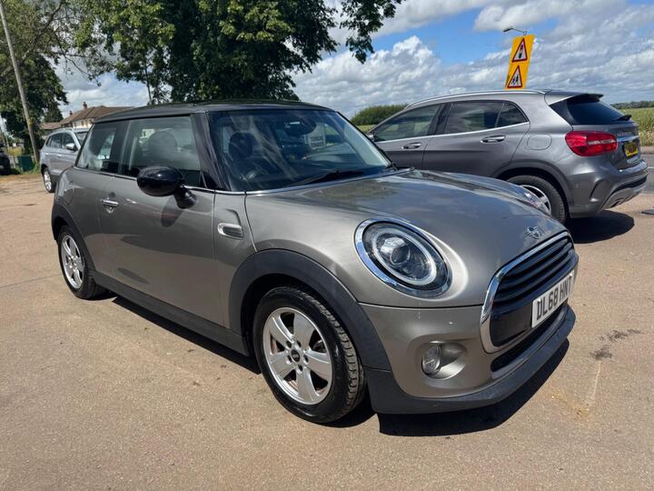 MINI Hatch 1.5 Cooper Classic Euro 6 (s/s) 3dr