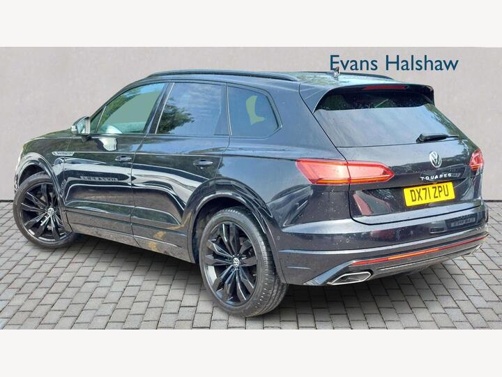 Volkswagen TOUAREG DIESEL ESTATE 3.0 TDI V6 Black Edition Tiptronic 4Motion Euro 6 (s/s) 5dr