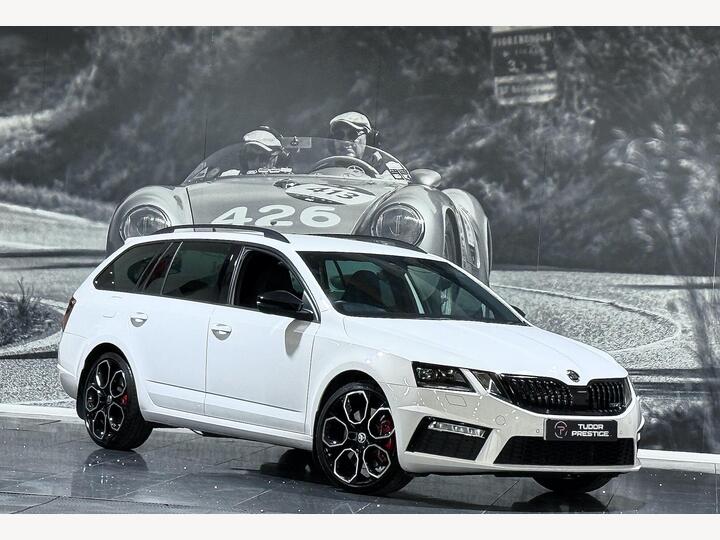 Skoda Octavia 2.0 TSI VRS Challenge DSG Euro 6 (s/s) 5dr Skoda Octavia 2.0 TSI VRS Challenge DSG Euro 6 (s/s) 5dr