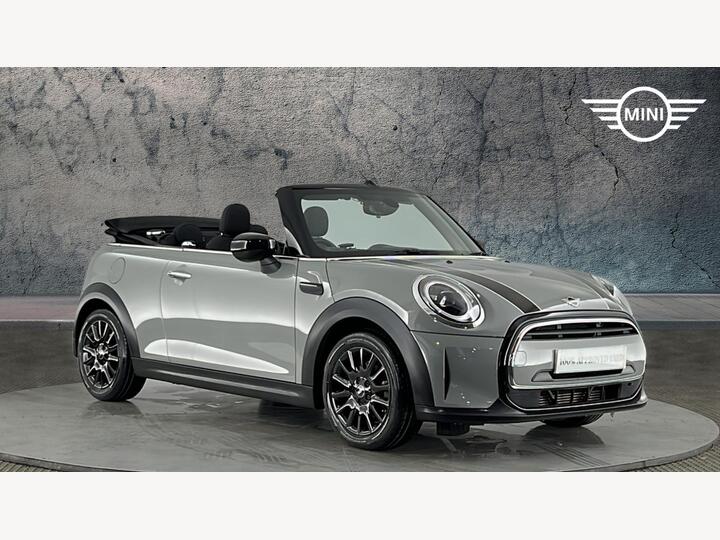 MINI Convertible 1.5 Cooper Classic Steptronic Euro 6 (s/s) 2dr MINI Convertible 1.5 Cooper Classic Steptronic Euro 6 (s/s) 2dr