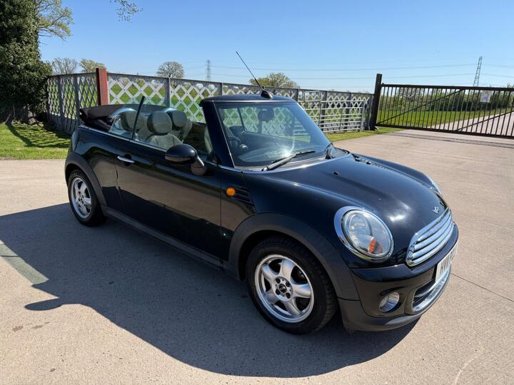 MINI Convertible 1.6 Cooper Euro 5 (s/s) 2dr