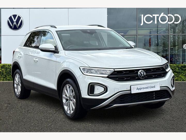 Volkswagen T-Roc 1.5 TSI Match DSG Euro 6 (s/s) 5dr Volkswagen T-Roc 1.5 TSI Match DSG Euro 6 (s/s) 5dr