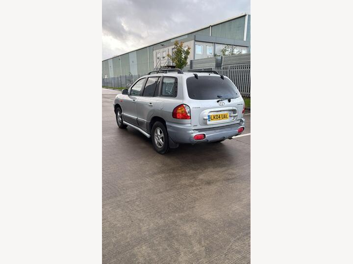 Hyundai Santa Fe 2.0 CRTD 5dr Hyundai Santa Fe 2.0 CRTD 5dr