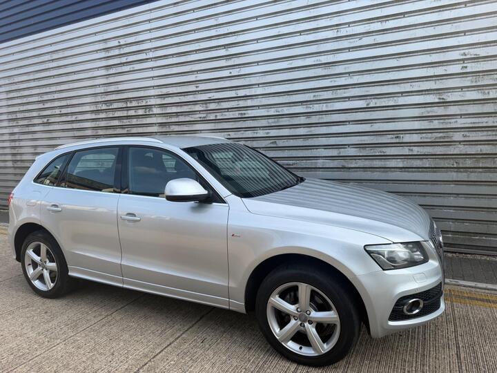 Audi Q5 2.0 TDI S Line Quattro Euro 5 (s/s) 5dr