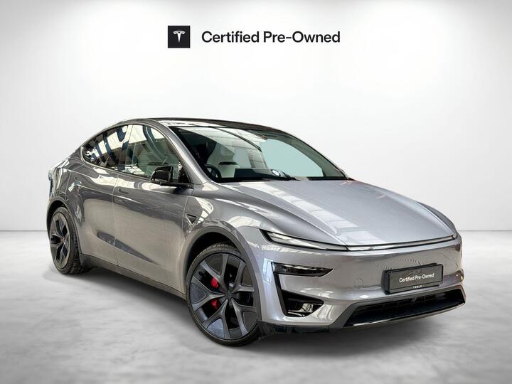 Tesla Model Y (Dual Motor) Performance Auto 4WDE 5dr Tesla Model Y (Dual Motor) Performance Auto 4WDE 5dr
