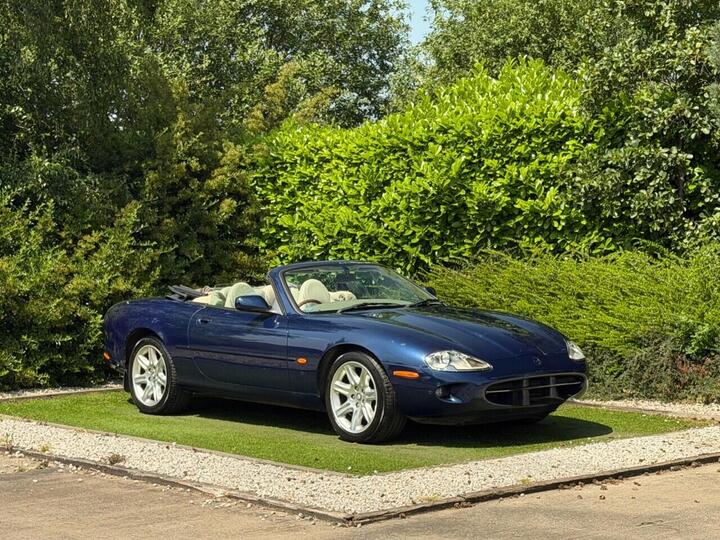 Jaguar XK8 4.0 2dr