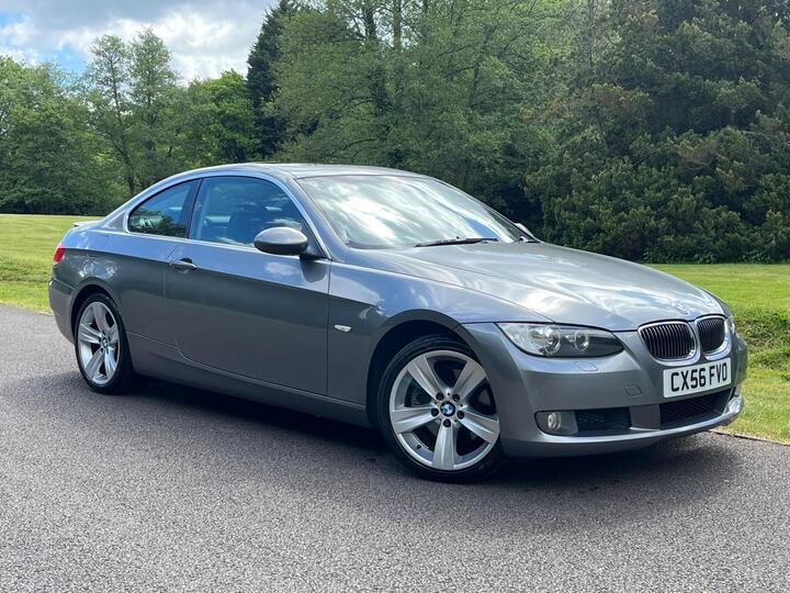 BMW 3 Series 3.0 330i SE Euro 4 2dr BMW 3 Series 3.0 330i SE Euro 4 2dr