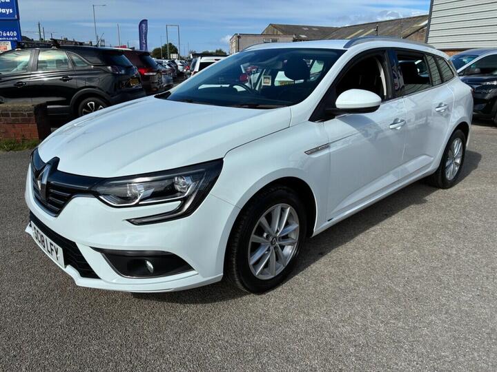 Renault MEGANE 1.5 DCi Dynamique Nav Sport Tourer Euro 6 (s/s) 5dr Renault MEGANE 1.5 DCi Dynamique Nav Sport Tourer Euro 6 (s/s) 5dr