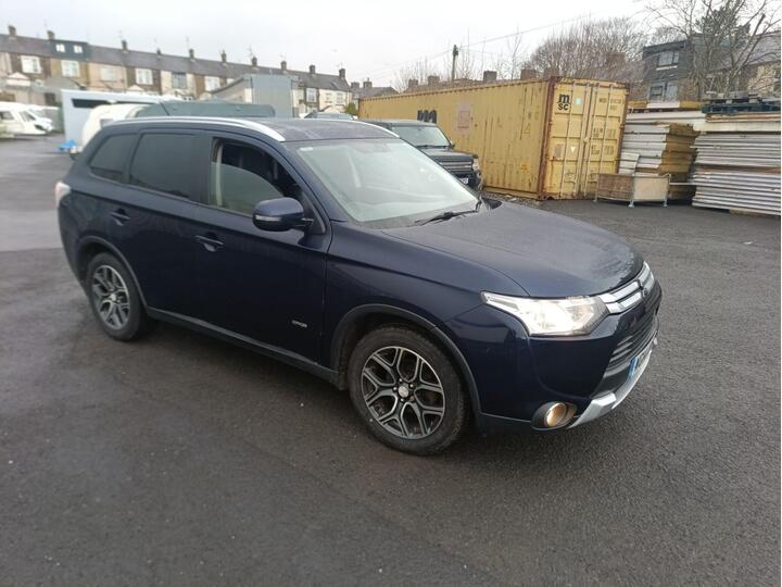Mitsubishi Outlander 2.2 DI-D GX3 4WD Euro 5 (s/s) 5dr