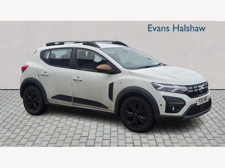 Dacia Sandero Stepway 1.0 TCe EXTREME Euro 6 (s/s) 5dr Dacia Sandero Stepway 1.0 TCe EXTREME Euro 6 (s/s) 5dr