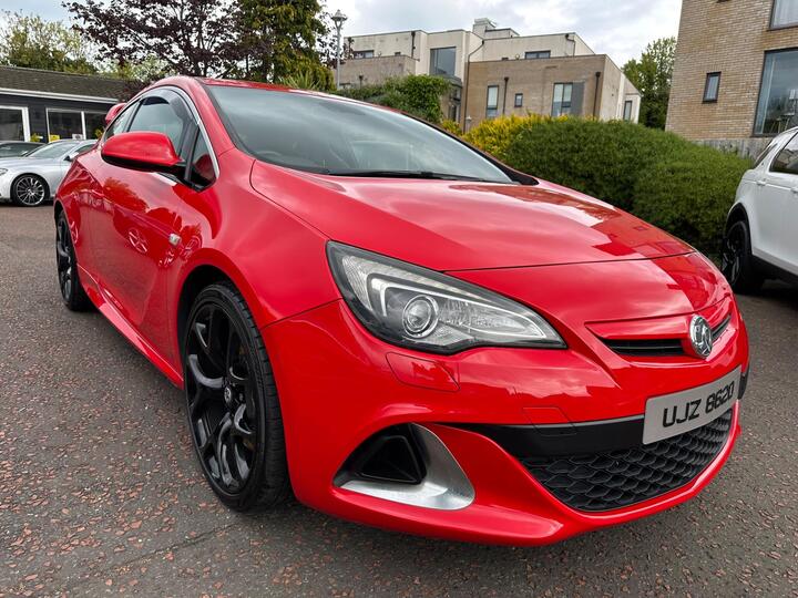 Vauxhall Astra GTC 2.0T VXR Euro 5 (s/s) 3dr Vauxhall Astra GTC 2.0T VXR Euro 5 (s/s) 3dr