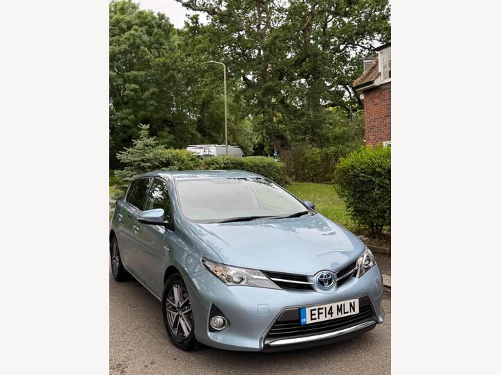 Toyota Auris 1.8 VVT-h Icon Plus CVT Euro 5 (s/s) 5dr