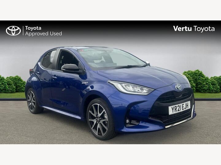 Toyota Yaris 1.5 VVT-h Dynamic E-CVT Euro 6 (s/s) 5dr