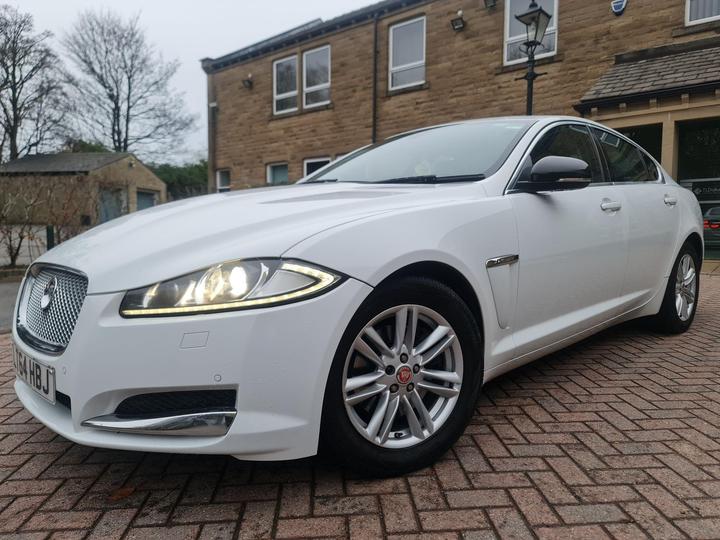 Jaguar XF 2.2d Luxury Auto Euro 5 (s/s) 4dr