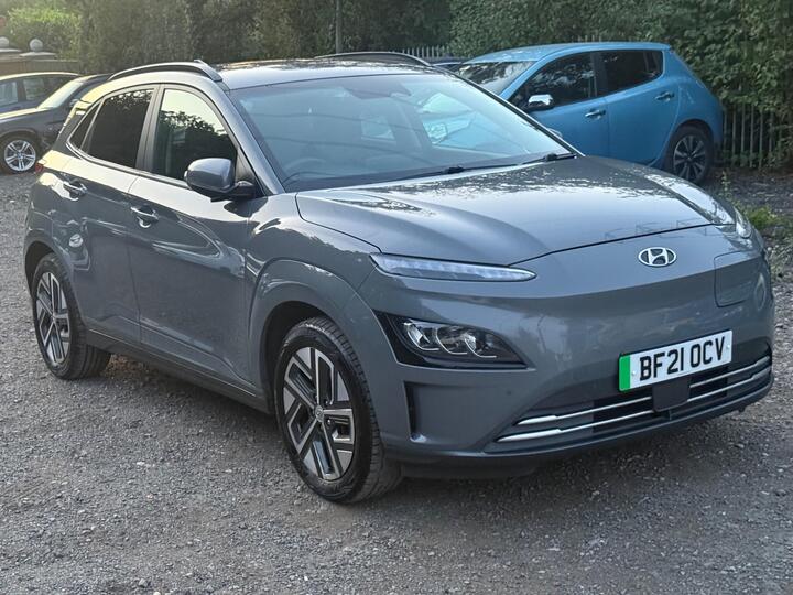 Hyundai KONA 64kWh Premium Auto 5dr (10.5kW Charger)