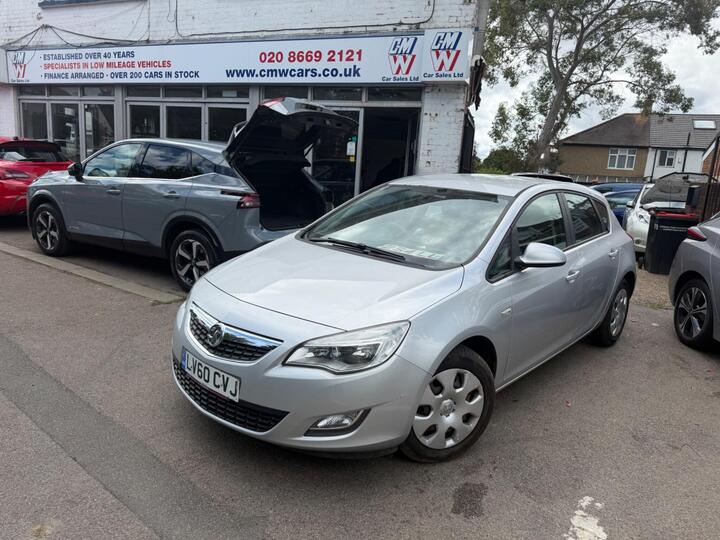 Vauxhall Astra 1.6 16v Exclusiv Euro 5 5dr
