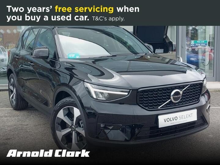 Volvo XC40 2.0 B3 MHEV Plus Dark DCT Auto Euro 6 (s/s) 5dr