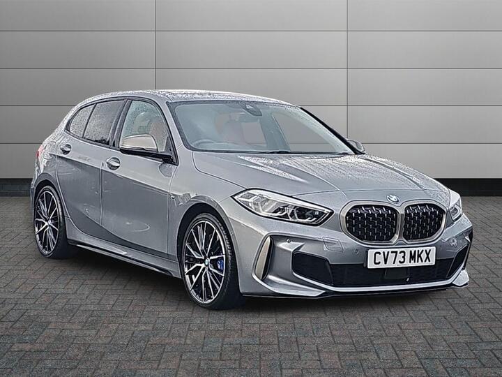 BMW 1 Series 2.0 M135i Auto XDrive Euro 6 (s/s) 5dr BMW 1 Series 2.0 M135i Auto XDrive Euro 6 (s/s) 5dr