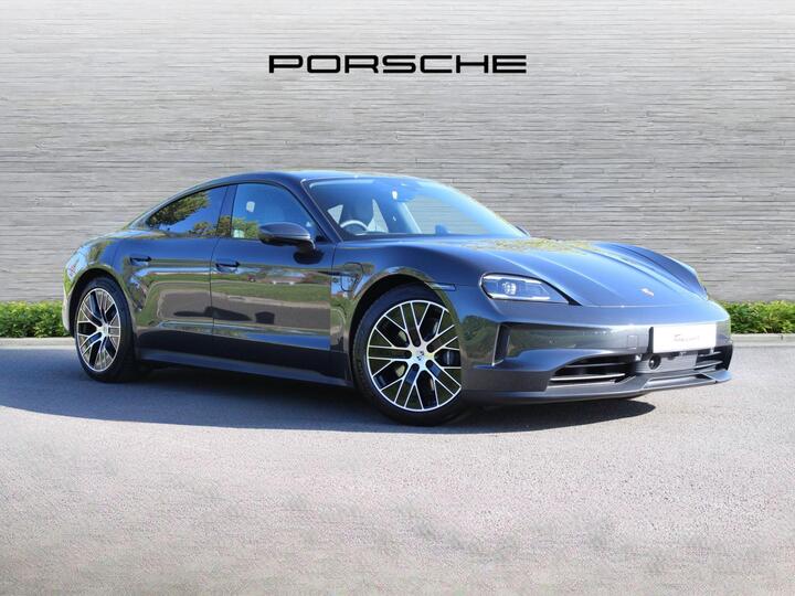 Porsche Taycan Performance Plus 105kWh Auto RWD 4dr (11kW Charger)