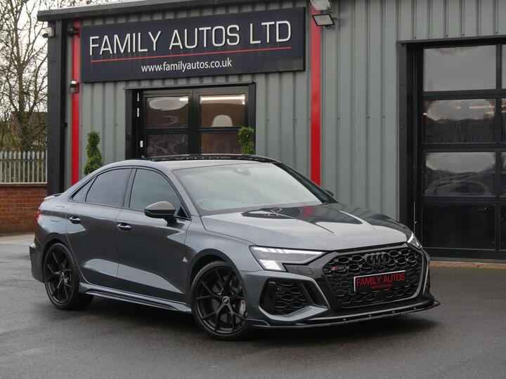 Audi RS3 2.5 TFSI Carbon Black S Tronic Quattro Euro 6 (s/s) 4dr