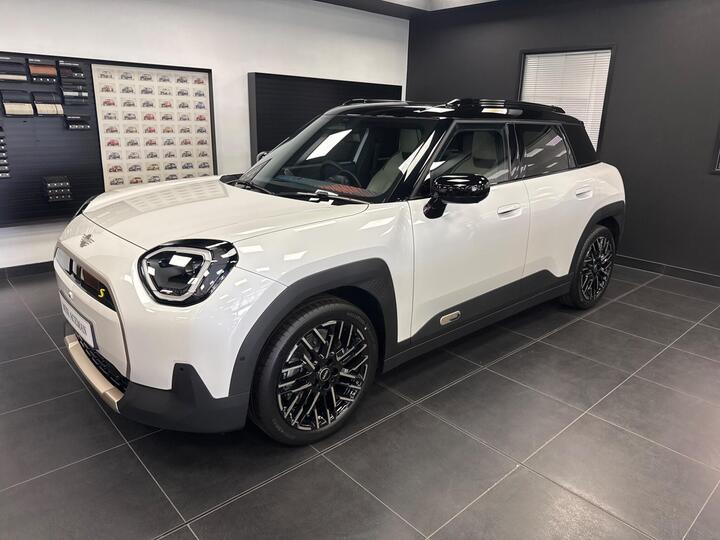 MINI Aceman SE 54.2kWh Exclusive Auto 5dr
