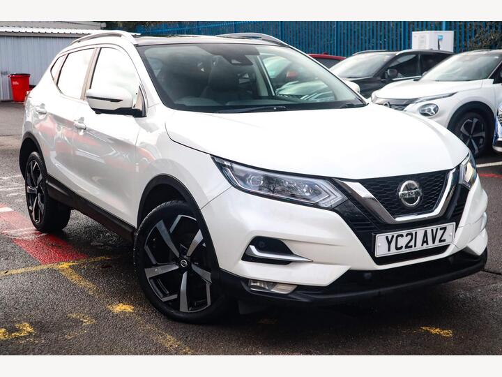 Nissan Qashqai 1.3 DIG-T N-Motion DCT Auto Euro 6 (s/s) 5dr