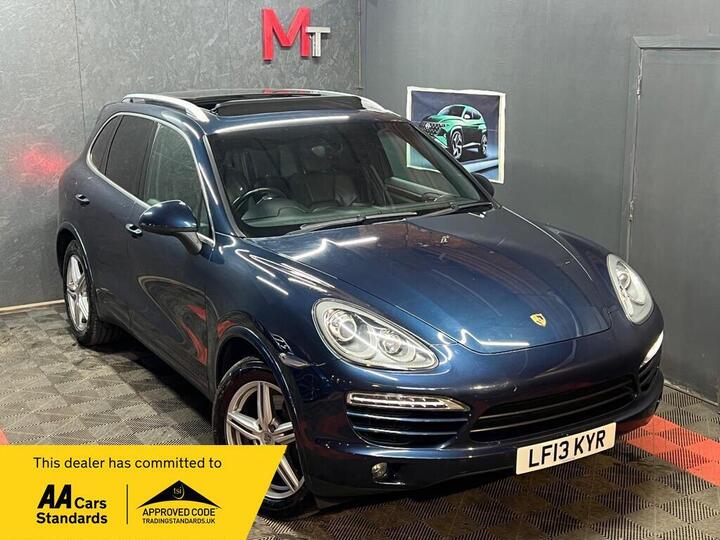 Porsche Cayenne 3.0 TD V6 Tiptronic 4WD Euro 5 (s/s) 5dr Porsche Cayenne 3.0 TD V6 Tiptronic 4WD Euro 5 (s/s) 5dr