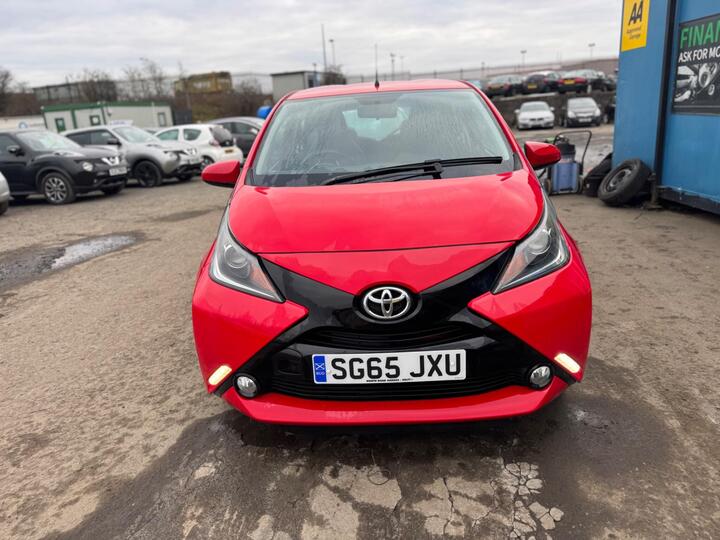Toyota AYGO 1.0 VVT-i X-pression X-wave Euro 5 5dr Euro 5