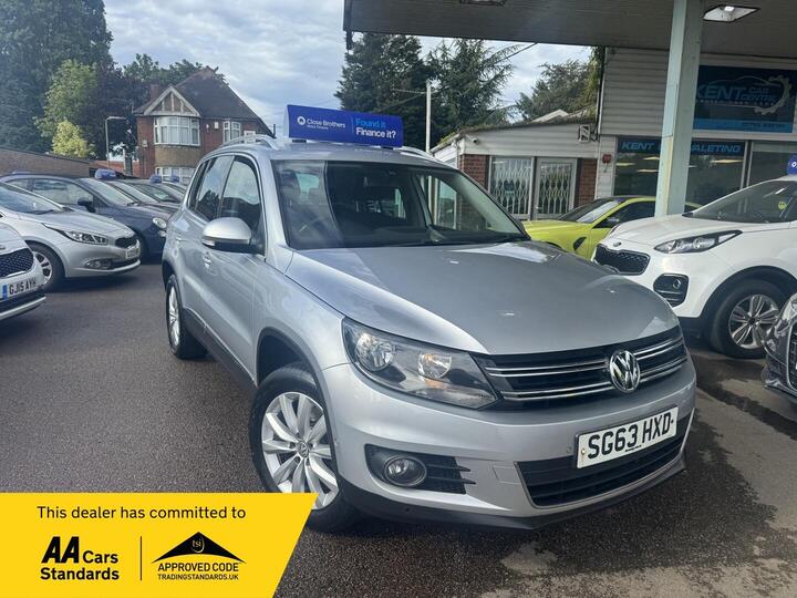 Volkswagen Tiguan 2.0 TDI BlueMotion Tech Match 4WD Euro 5 (s/s) 5dr