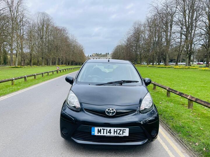 Toyota AYGO 1.0 VVT-i Move Euro 5 5dr