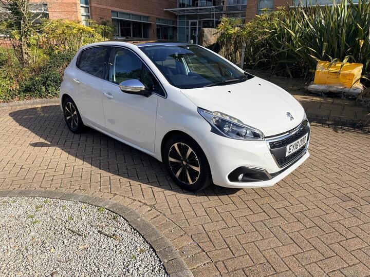 Peugeot 208 1.2 PureTech Allure Premium Euro 6 (s/s) 5dr