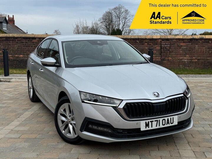 Skoda OCTAVIA 1.4 TSI IV 13kWh SE Technology DSG Euro 6 (s/s) 5dr