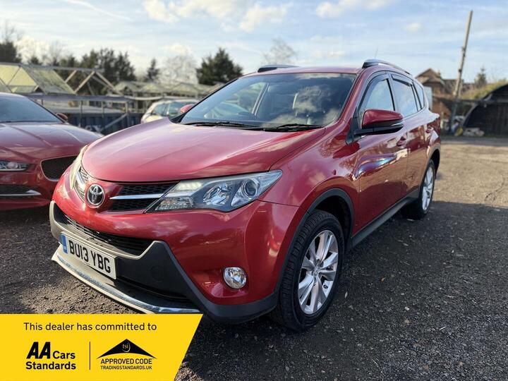 Toyota RAV4 2.2 D-CAT Invincible Auto 4WD Euro 5 5dr
