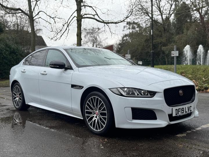 Jaguar XE 2.0d Landmark Auto AWD Euro 6 (s/s) 4dr